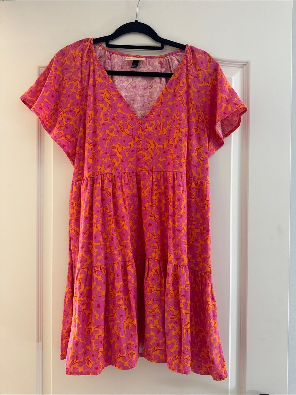 Universal Thread Pink & Orange Floral V-Neck Tiered Dress